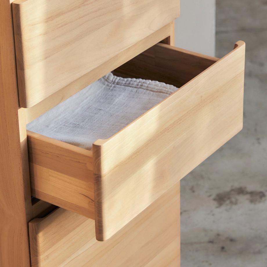 Tikamoon Hochschrank Nino aus massivem Teakholz  