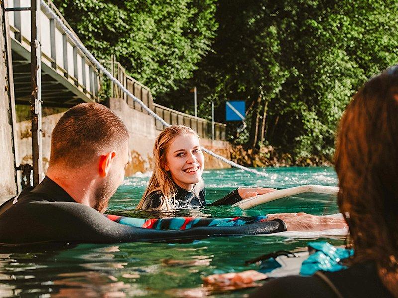 Smartbox  Avventura acquatica: 1 corso di bungee surf per 1 principiante - Cofanetto regalo 