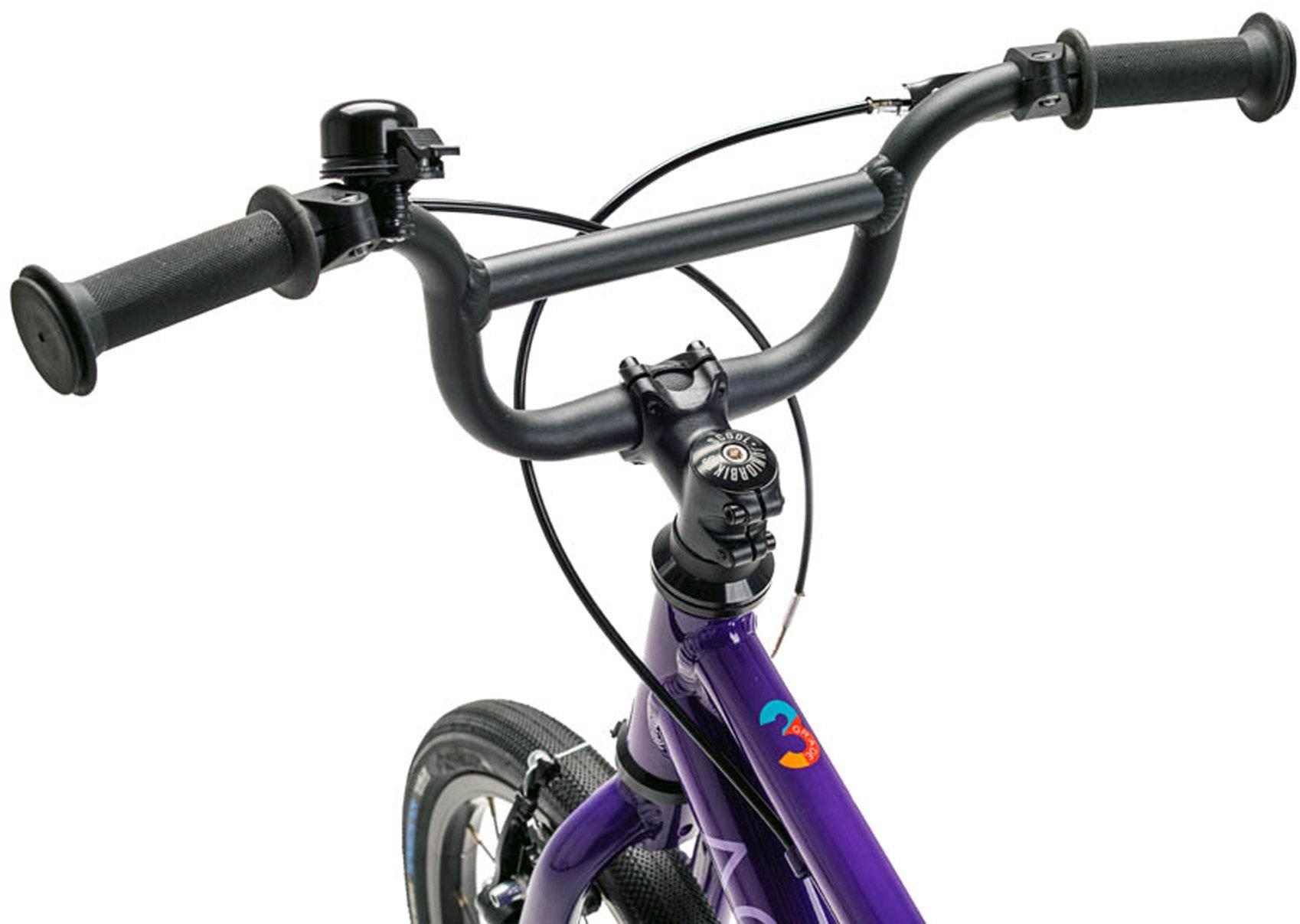 ACADEMY  " Grade 3 Belt t 