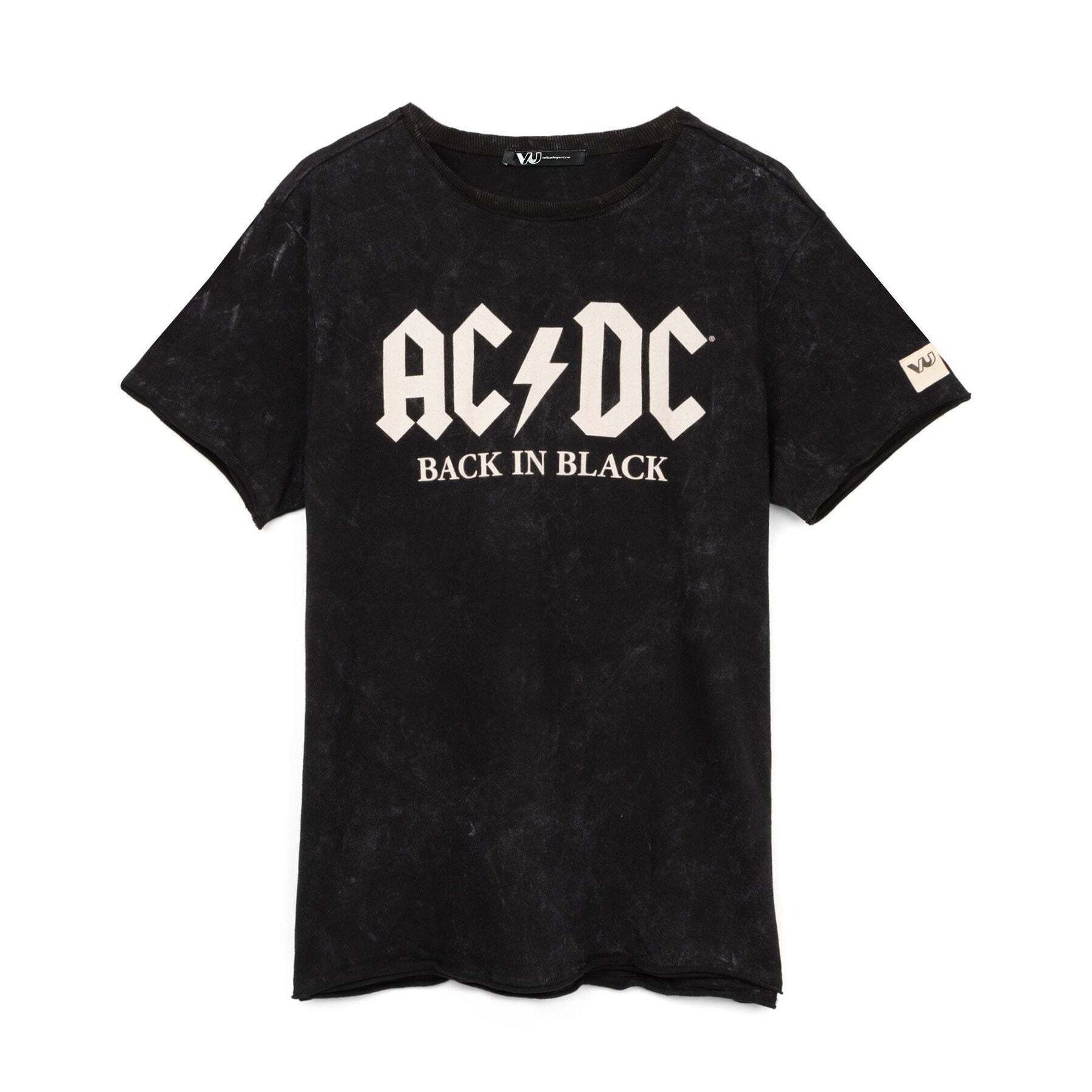 AC/DC  ACDC Back In Black TShirt 