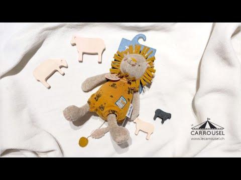 Moulin Roty  Poupée musique lion, Sous mon baobab, Moulin Roty 