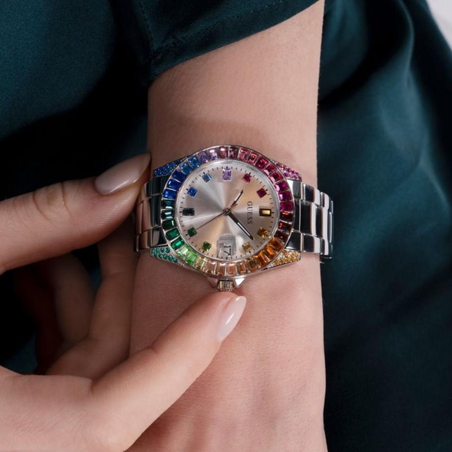 GUESS  GW0475L4 Opaline 