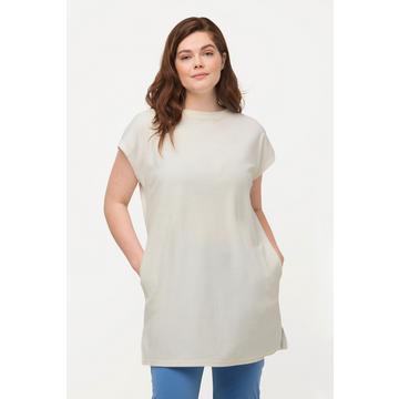 T-shirt in spugna di cotone biologico con scollo a girocollo e mezze maniche