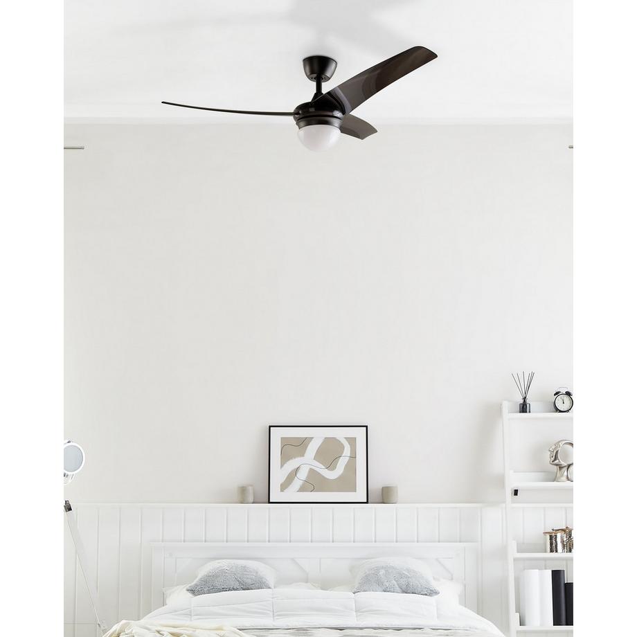 Beliani Deckenventilator mit Licht aus Eisen Klassisch JIBOA  