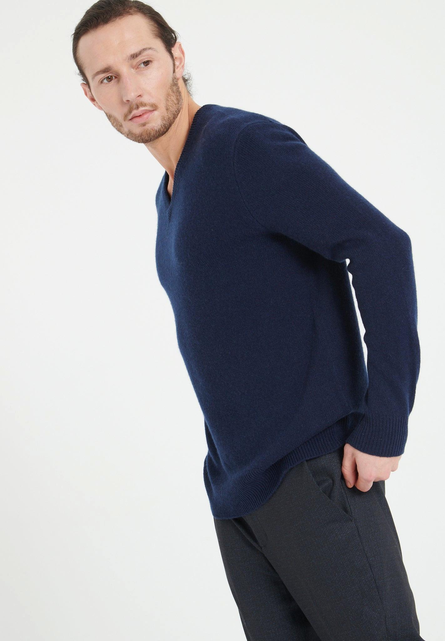 Studio Cashmere8  LUKE 13 Maglione con scollo a V 4 strati - 100% cashmere 