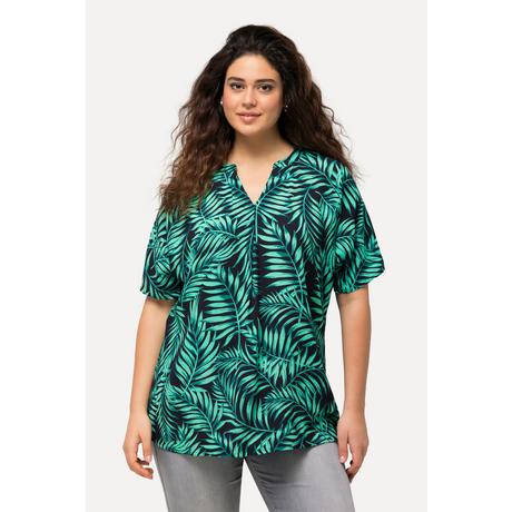 Ulla Popken  Blouse en crêpe motif palmiers à manches courtes et encolure en V. Ligne A 