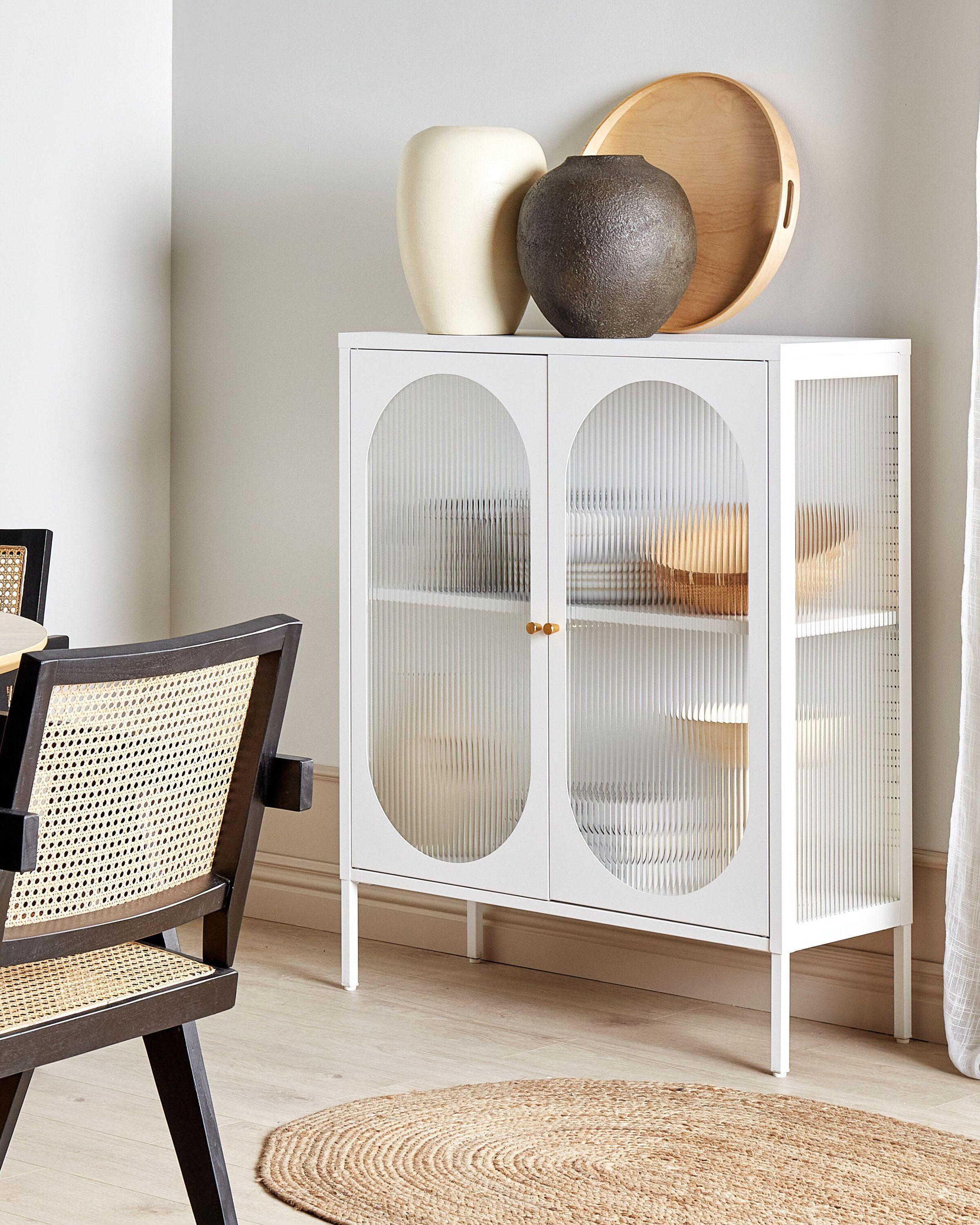 Beliani Buffet avec vitrine en verre en Acier Moderne SARRE  