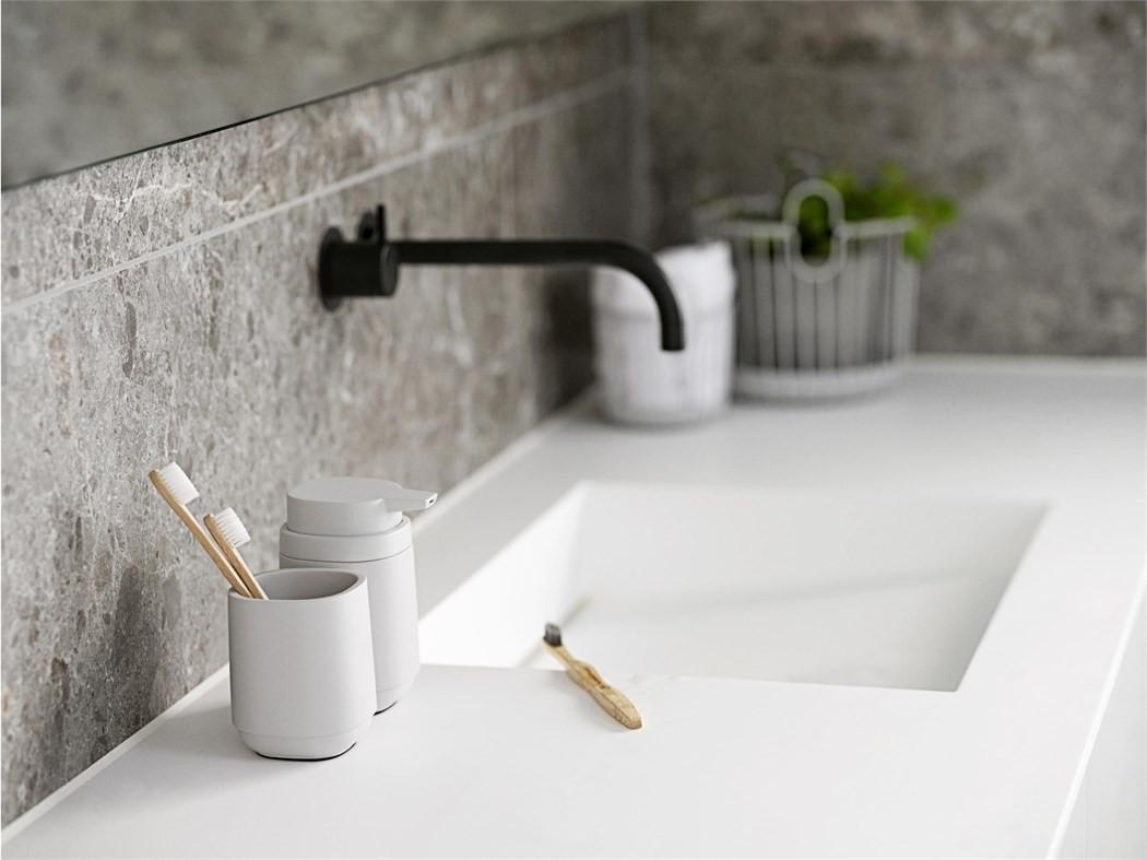 Zone Denmark Zone Seifenspender Time, Hellgrau Beton, ABS, 9.3x8x13 cm (LxBxH)  