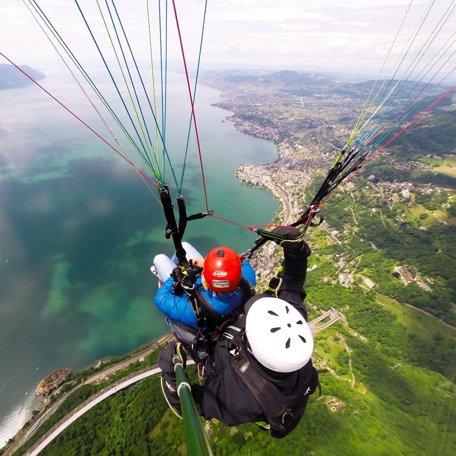 Image of 1 Unvergesslicher Gleitschirmflug Über Die Montreux Riviera - Geschenkbox Unisex