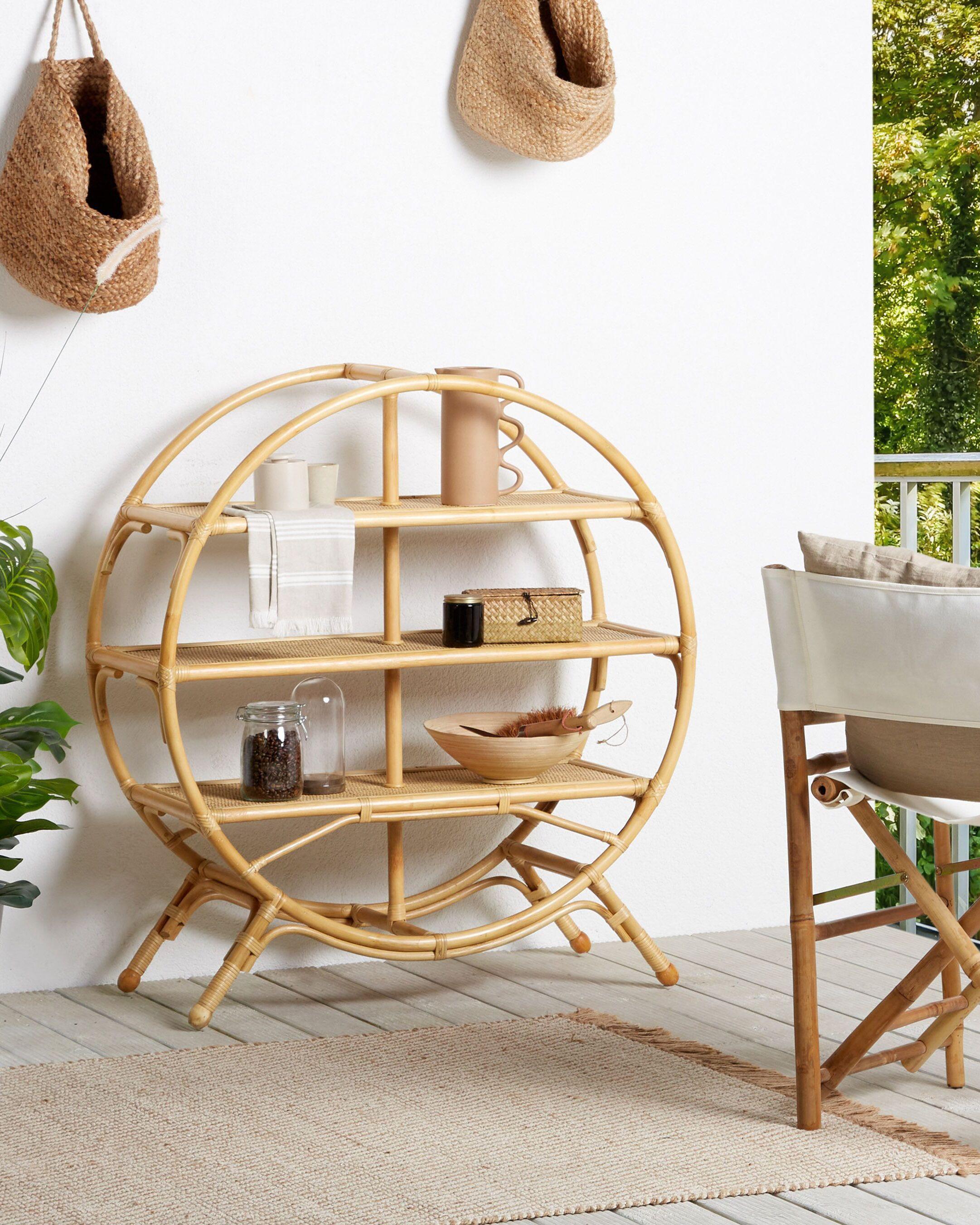 Beliani Bücherregal mit 3 Fächern aus Rattan Boho TUVALU II  