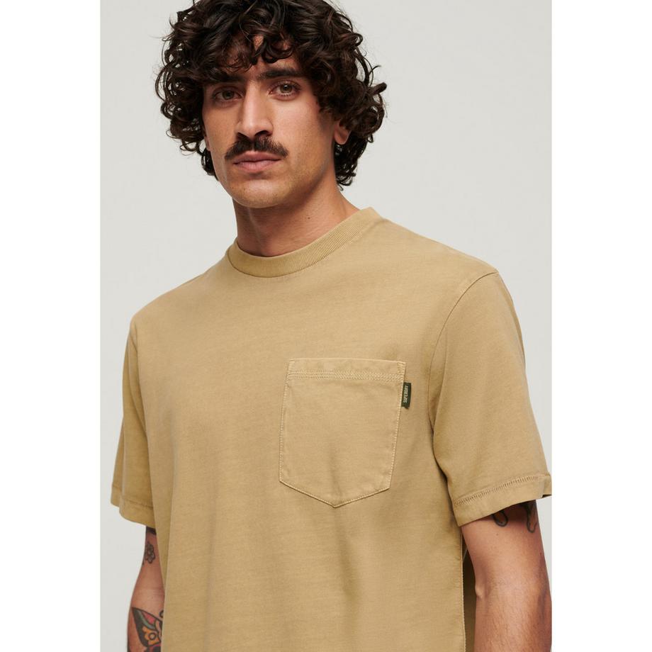 Superdry T-Shirt mit Tasche und Kontrastnähten  