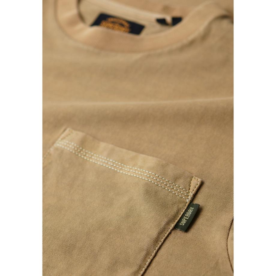 Superdry T-Shirt mit Tasche und Kontrastnähten  