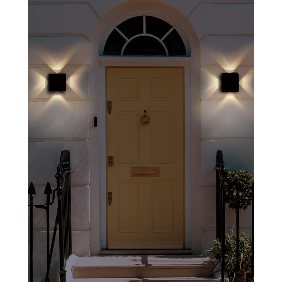 Beliani LED Aussenwandleuchte 2er Set aus Aluminium Modern RAMAPO  