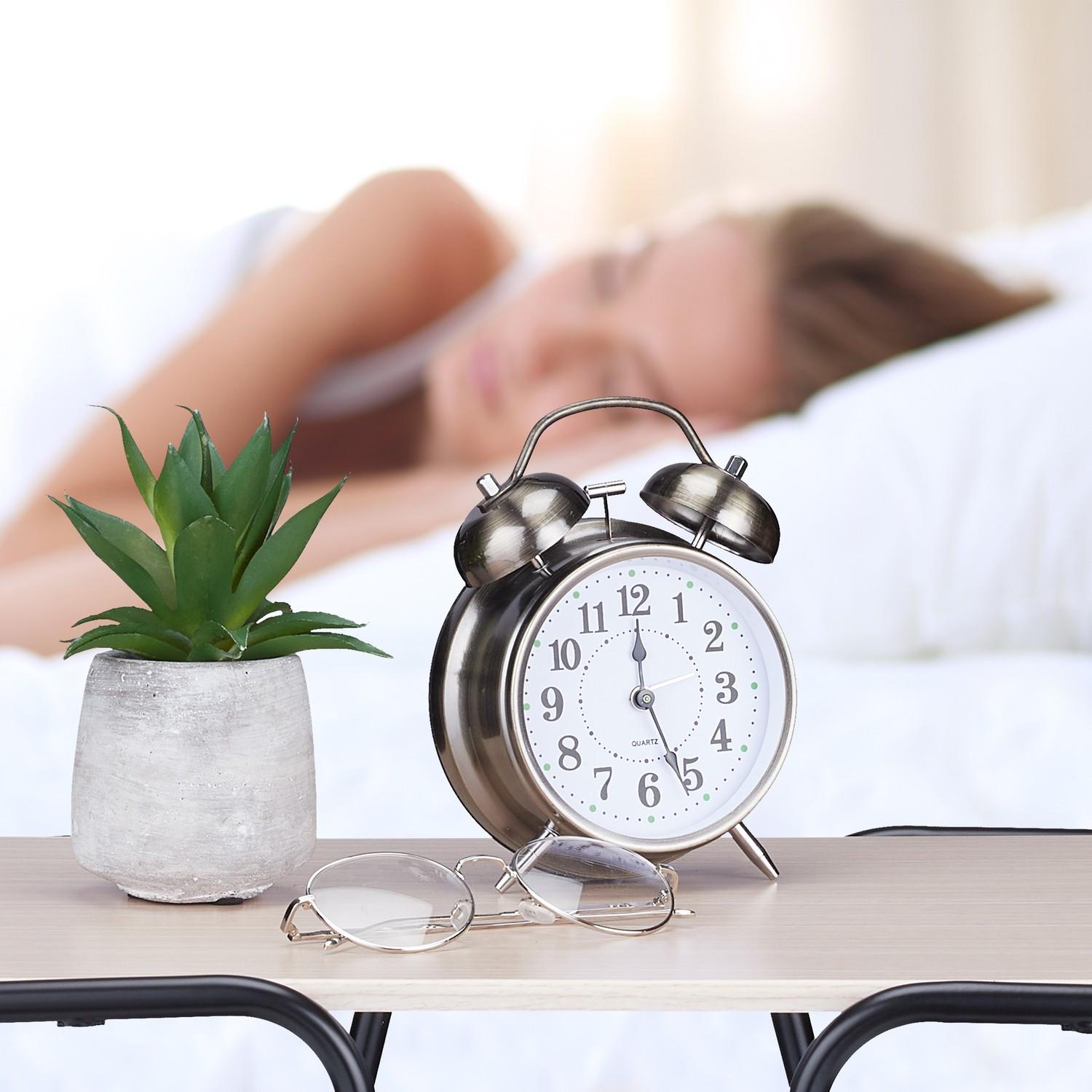 Northix Beistelltisch mit Zeitschriftenablage  