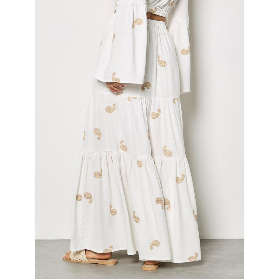 APRICOT Jupe longue à volants brodée de motifs cachemire  