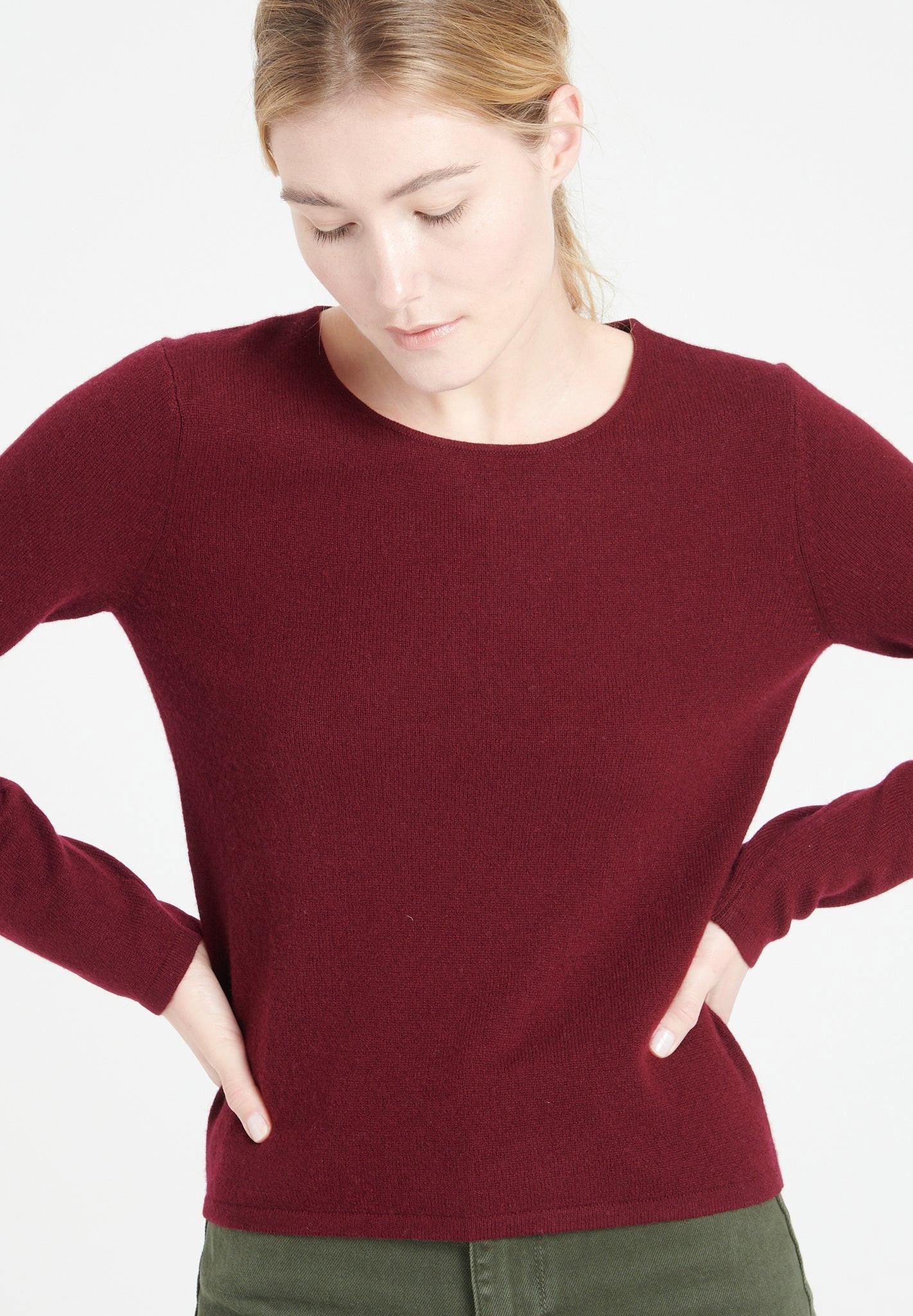 Studio Cashmere8  LILLY 1 Pullover mit tailliertem Rundhalsausschnitt - 100% Kaschmir 