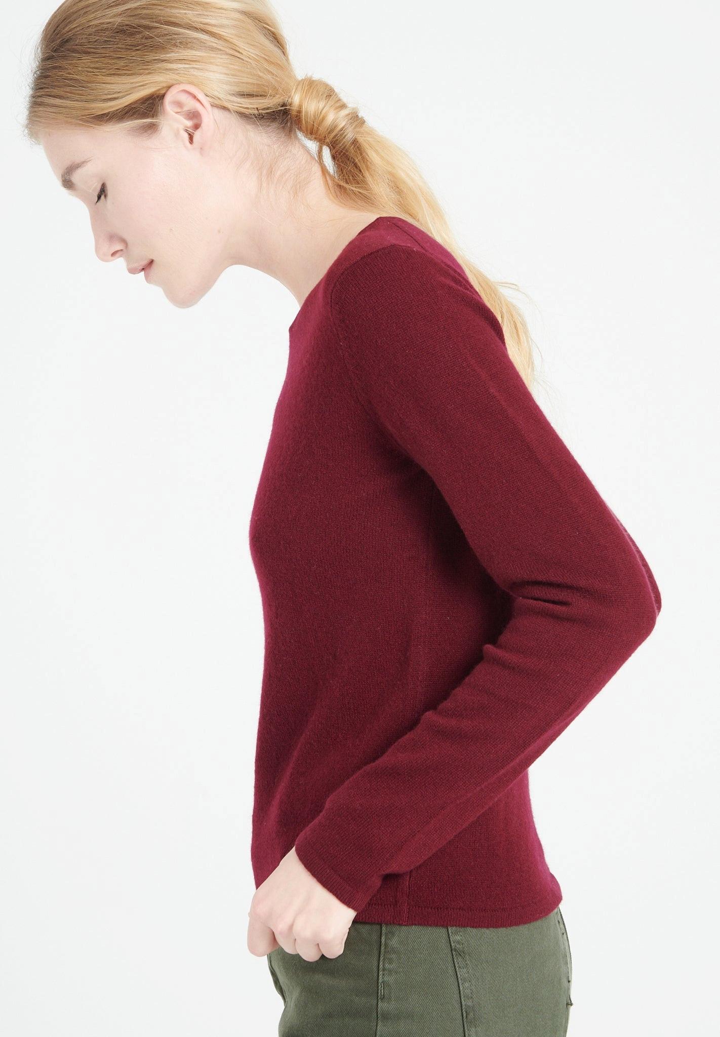 Studio Cashmere8  LILLY 1 Pullover mit tailliertem Rundhalsausschnitt - 100% Kaschmir 