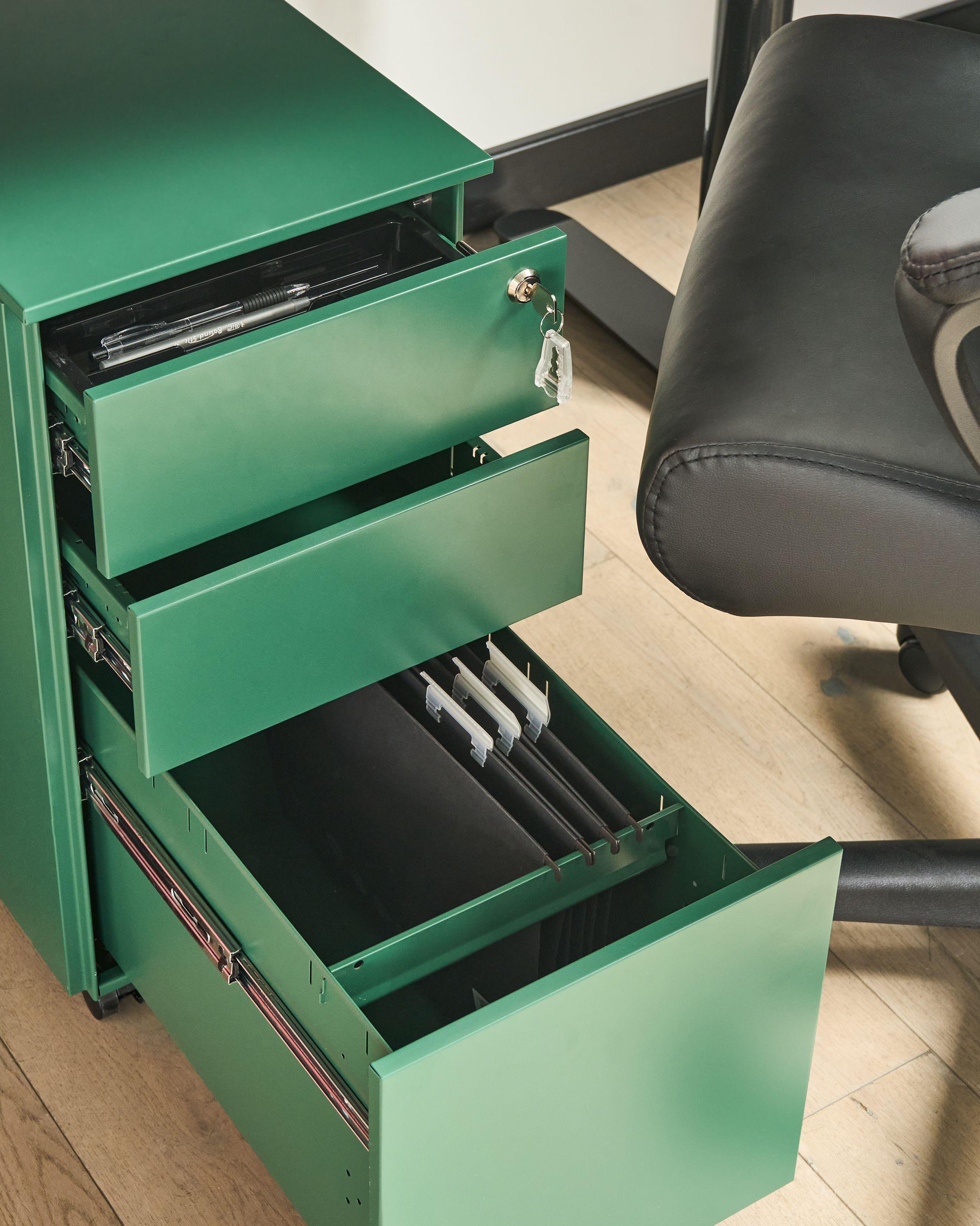 Beliani Armadietto da ufficio en Acciaio Moderno BOLSENA  