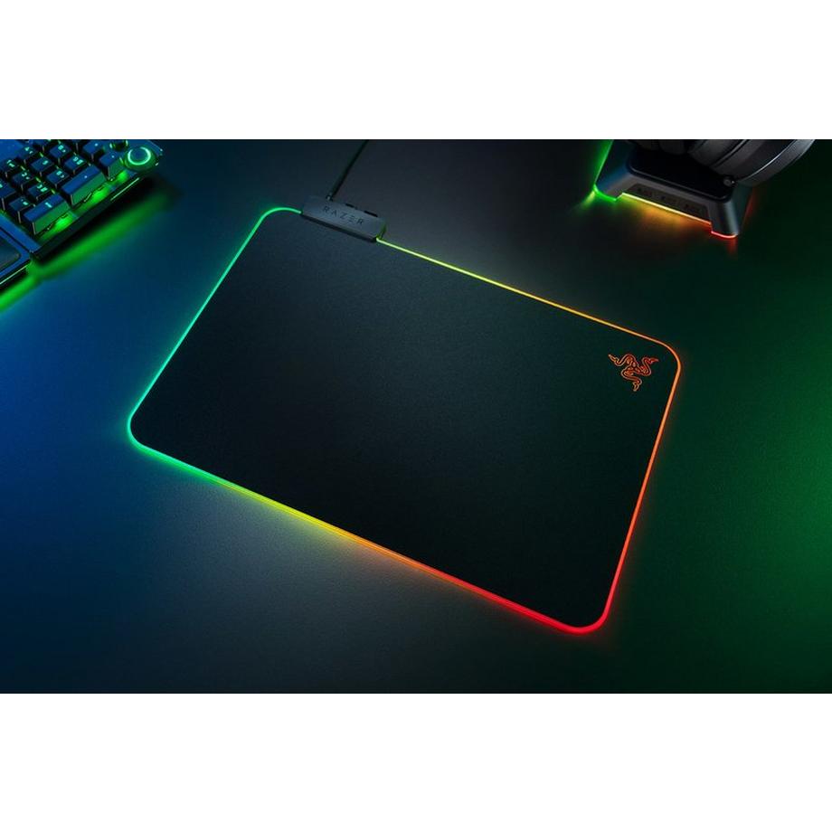 RAZER  Firefly V2 Tappetino per mouse per gioco da computer Nero 