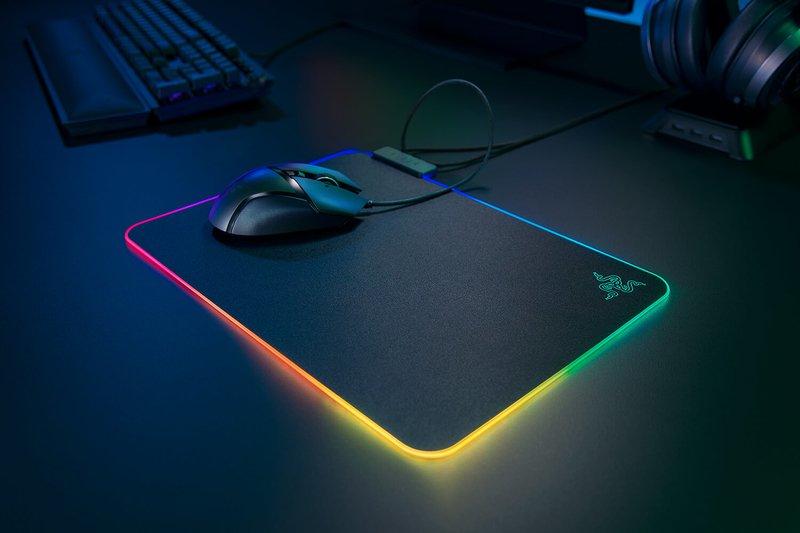 RAZER  Firefly V2 Tapis de souris de jeu Noir 