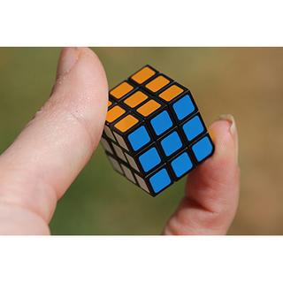 SUPER IMPULSE  Worlds Smallest Rubik's 