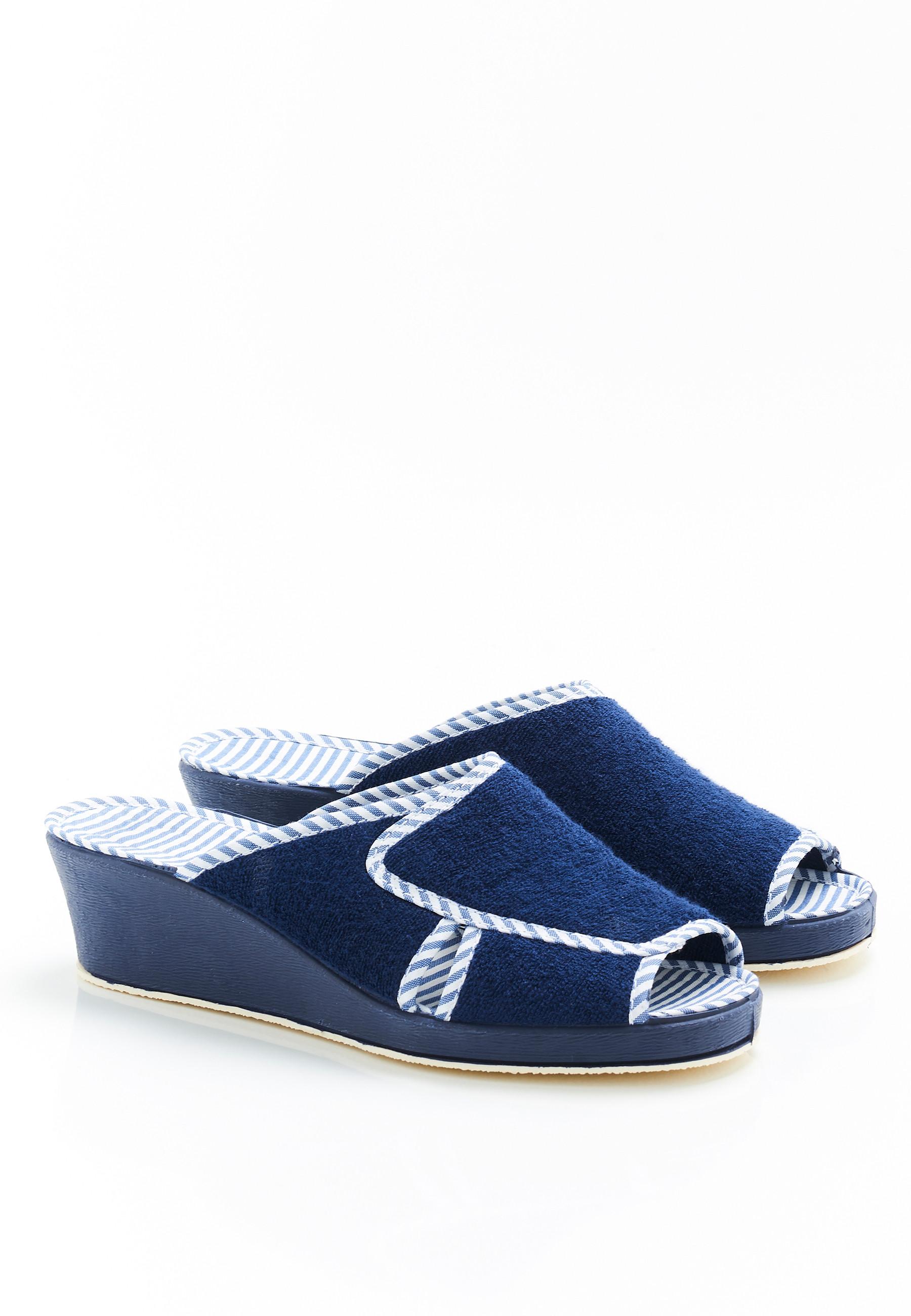 Image of Gemusterte Pantoffeln. Damen Blau 37