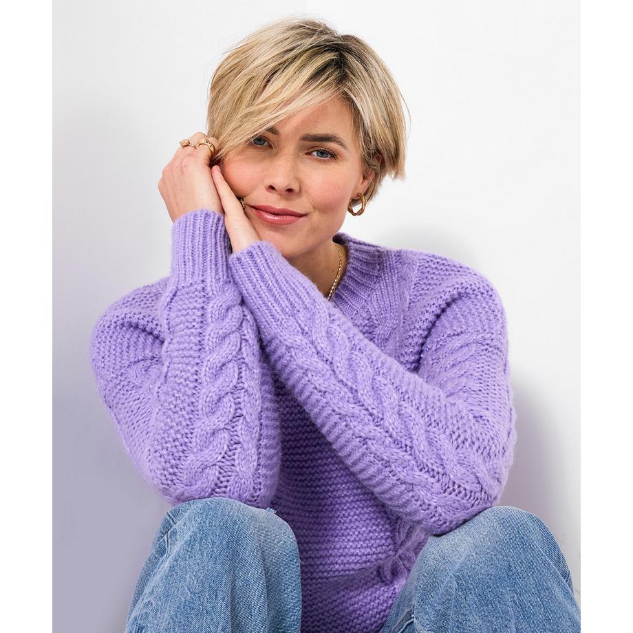 Joe Browns Weicher fliederfarbener Zopfmuster Pullover  