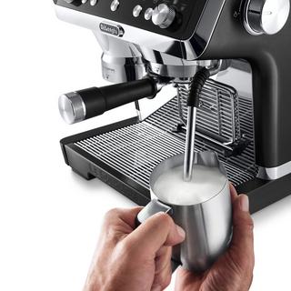 DeLonghi  De’Longhi La Specialista Prestigio Espressomaschine 2 l 