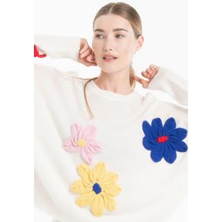 Studio Cashmere8  NAMI 27 Maglia girocollo con fiori ricamati a mano a 4 fili - 100% cashmere 