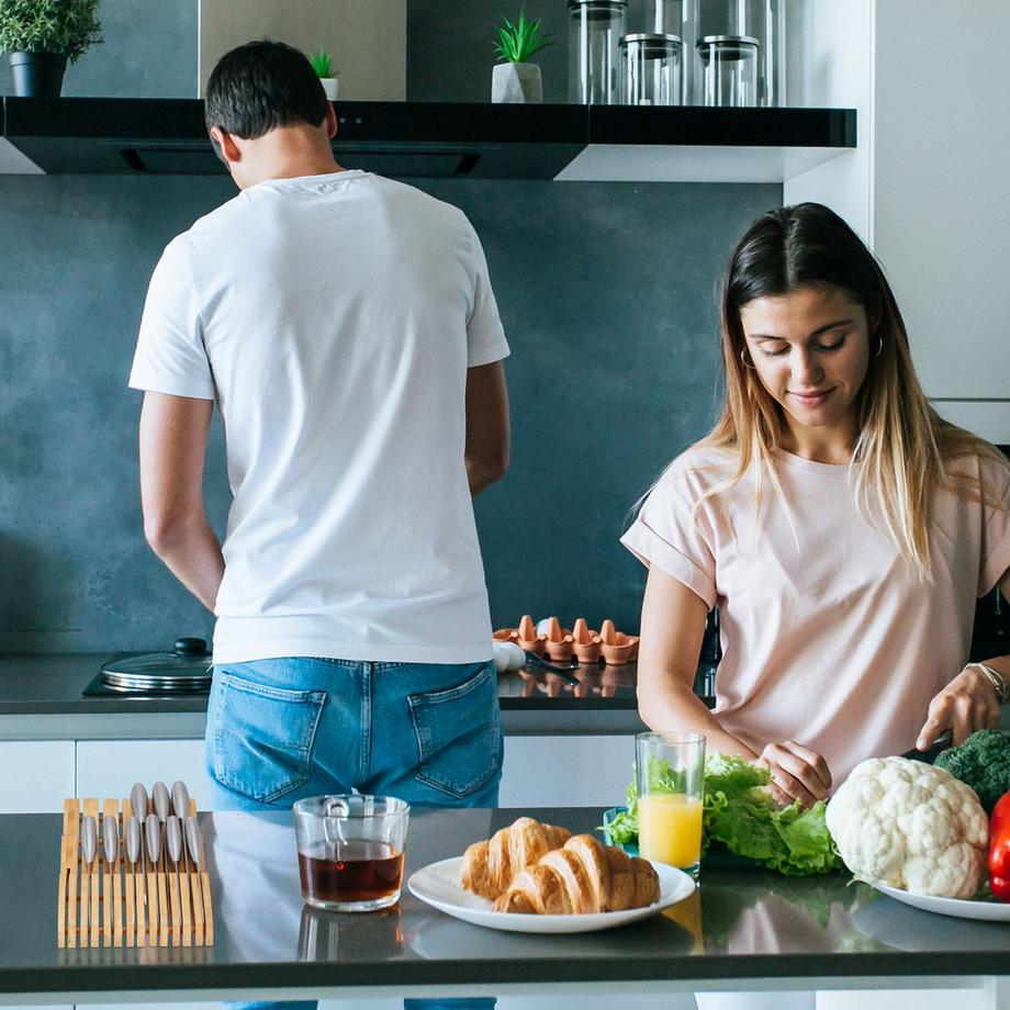 B2X Ceppo portacoltelli in bambù per box  