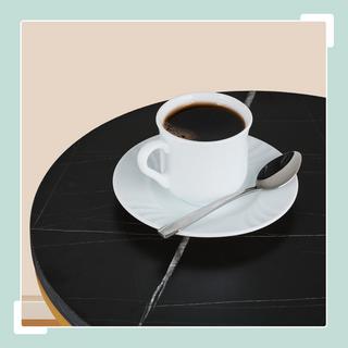 Northix Runder Beistelltisch in Marmoroptik  