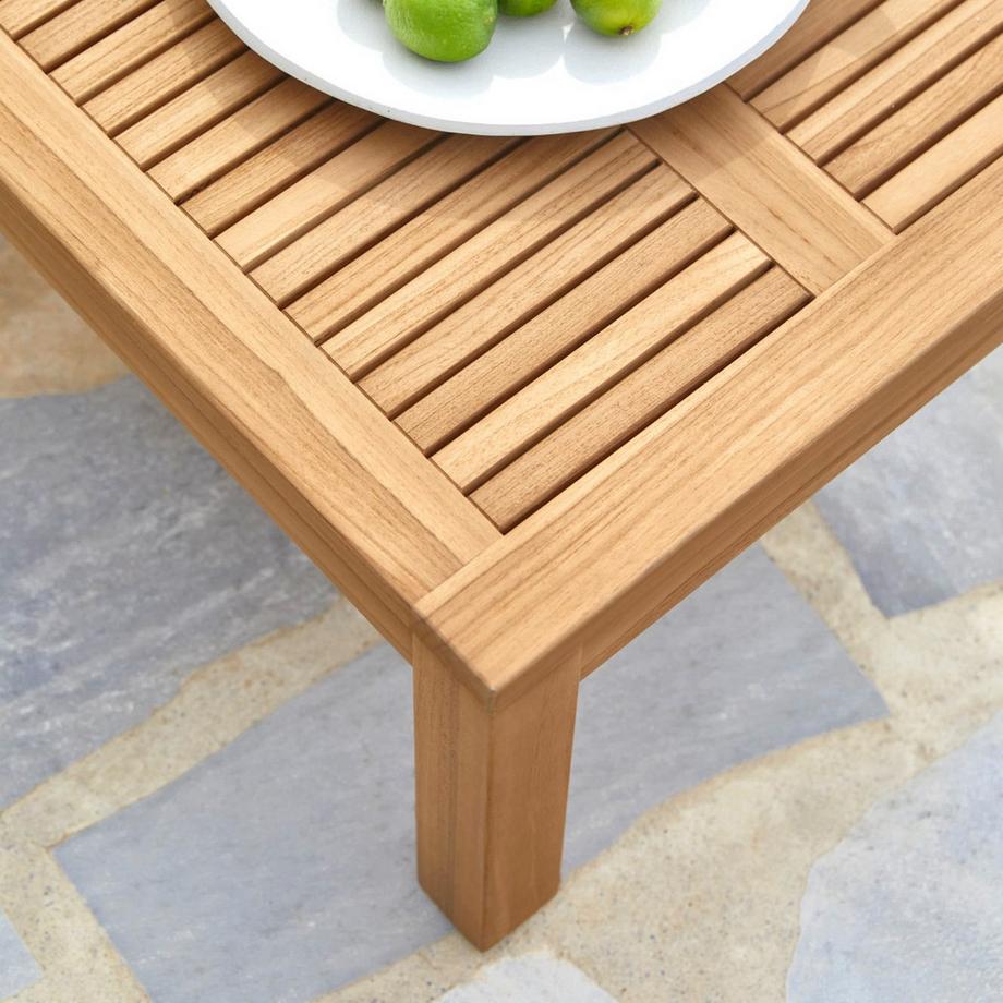 Tikamoon Garten-Couchtisch Teo aus massivem Teakholz  
