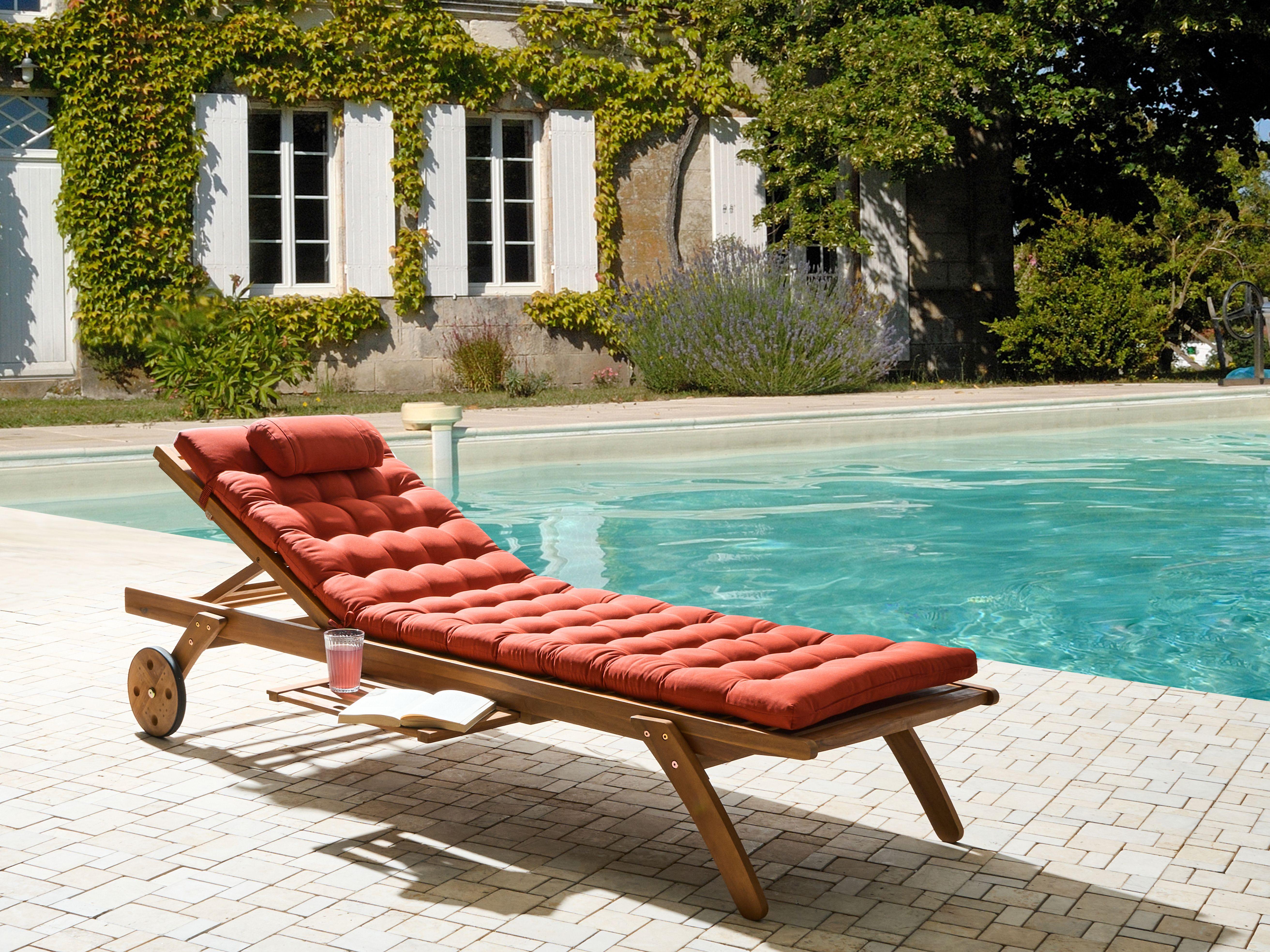 Beliani Lettino Prendisole con Cuscino en Legno d'acacia Moderno CESANA PREMIUM  