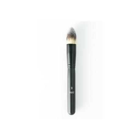 NEE  Foundation Brush Nr. 9 black 