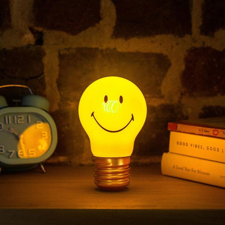 Suck UK Kabellose LED Glühbirne Smiley  