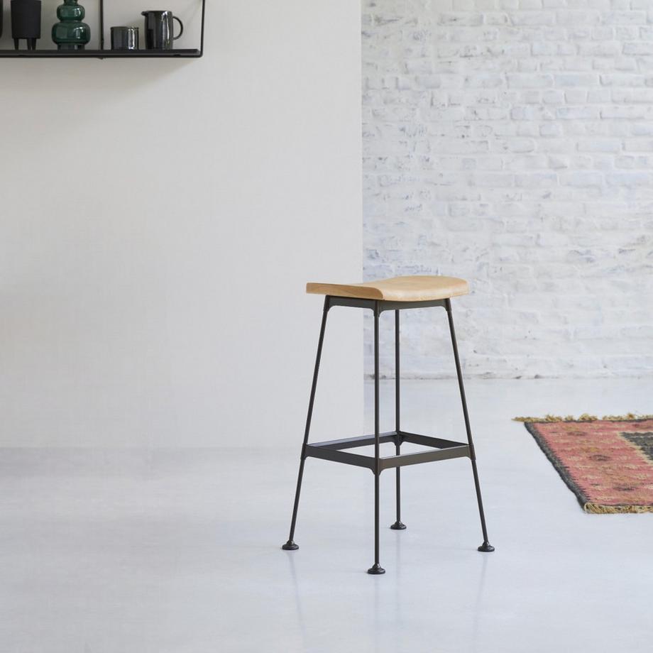 Tikamoon Tabouret haut en frêne et métal black Diego  
