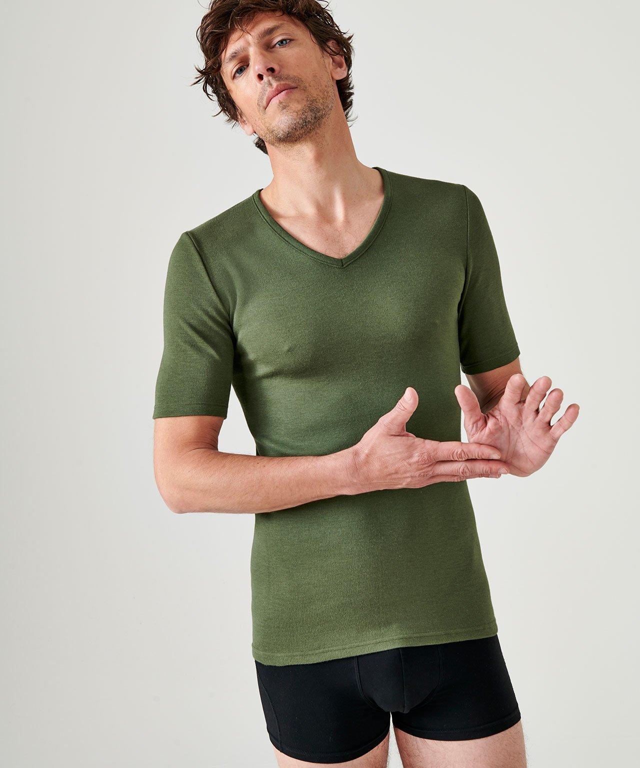 Image of T-shirt Mit V-ausschnitt, Wärmegrad Medium 3. Herren Grün M