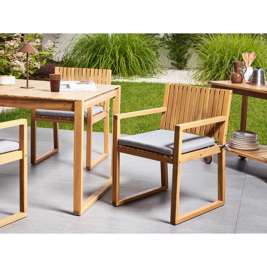 Beliani Gartenstuhlkissen 8er Set aus Kunstleinen Modern SASSARI PREMIUM  