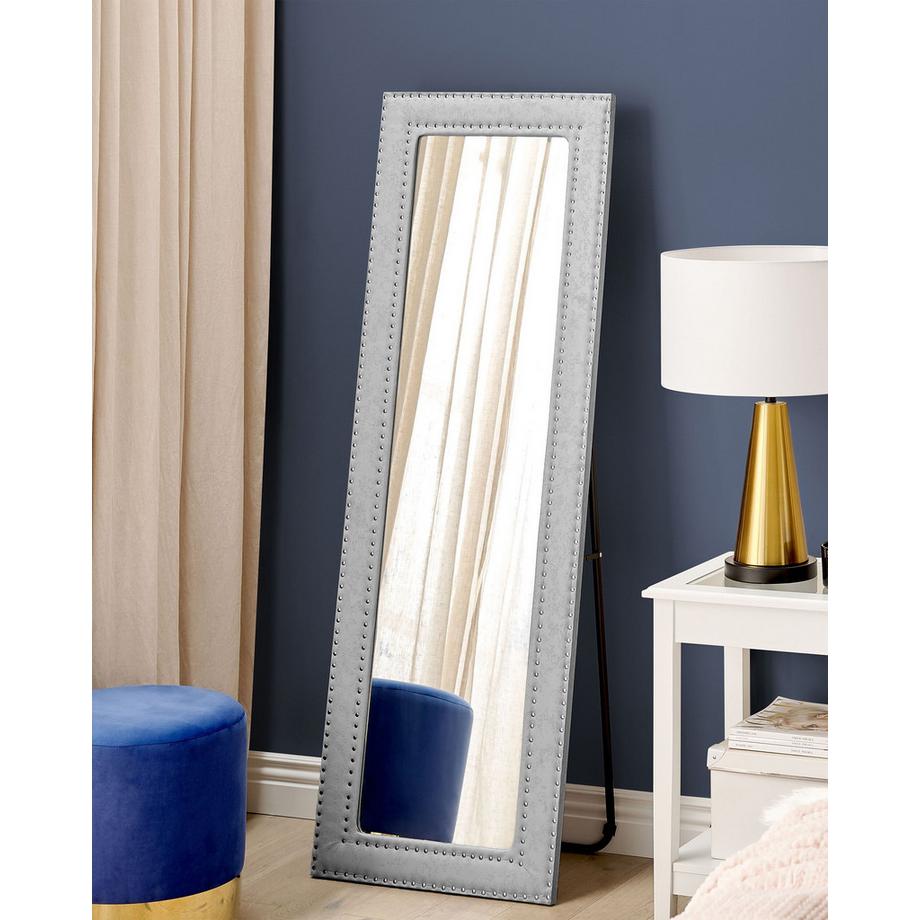 Beliani Standspiegel aus Kunstleder Glamourös LOCRONAN  