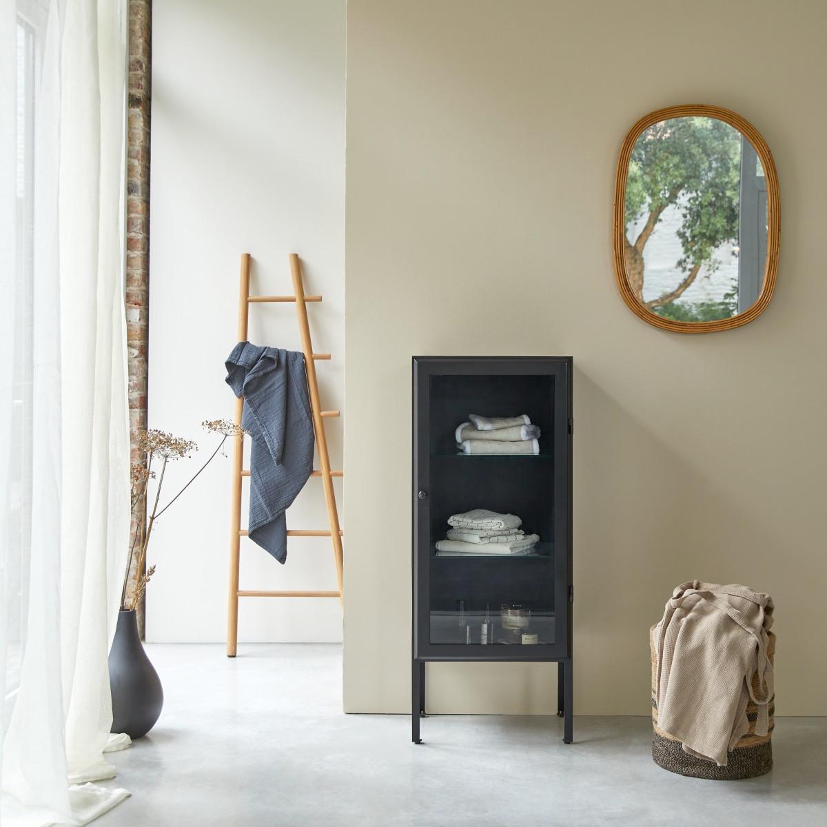 Tikamoon Armoire vitrée en métal Lison  