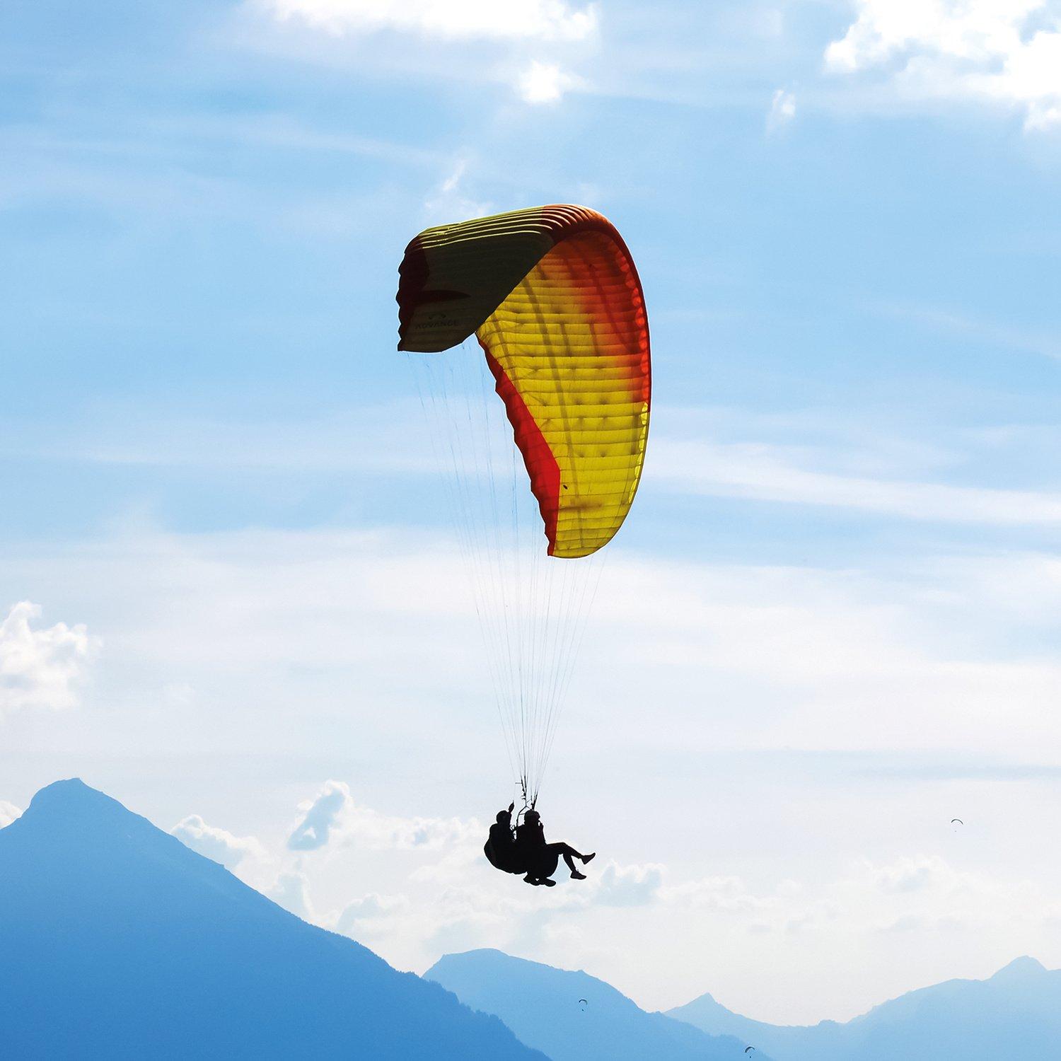 Image of Tandem-paragliding-flug In Der Region Gruyère Für 1 Person - Geschenkbox Unisex