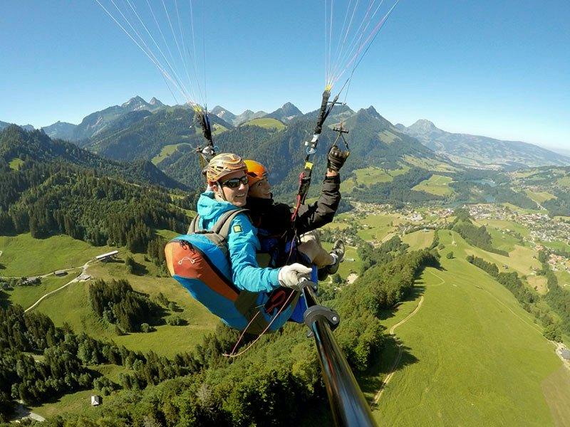 Smartbox  Volo in parapendio biposto nella Gruyère per 1 persona - Cofanetto regalo 