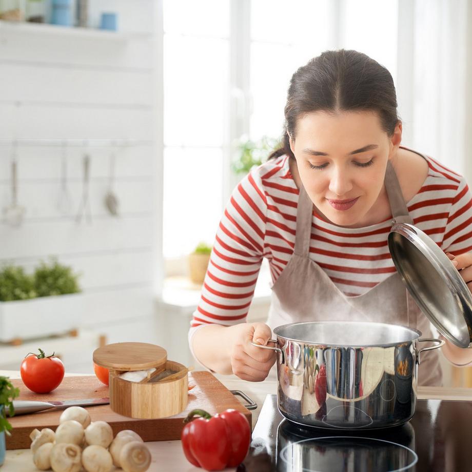 B2X Contenitore per il sale con coperchio  