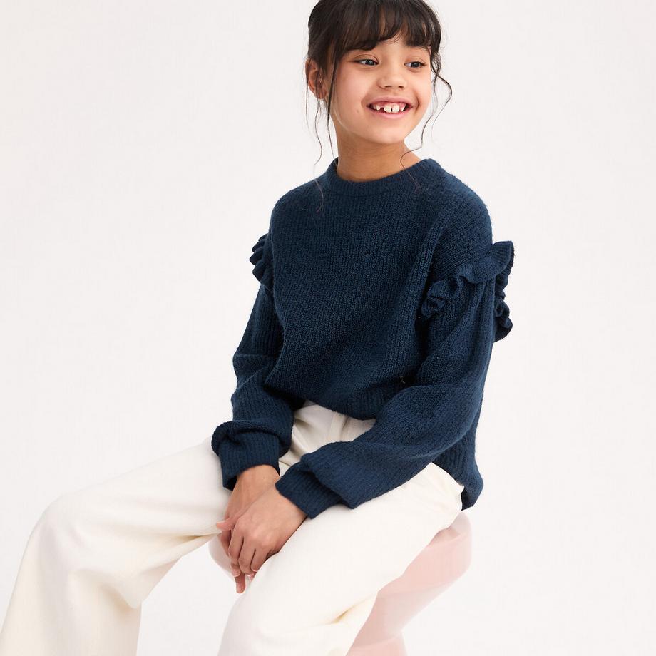 Feinstrick-Pullover mit Rundhals und Volants