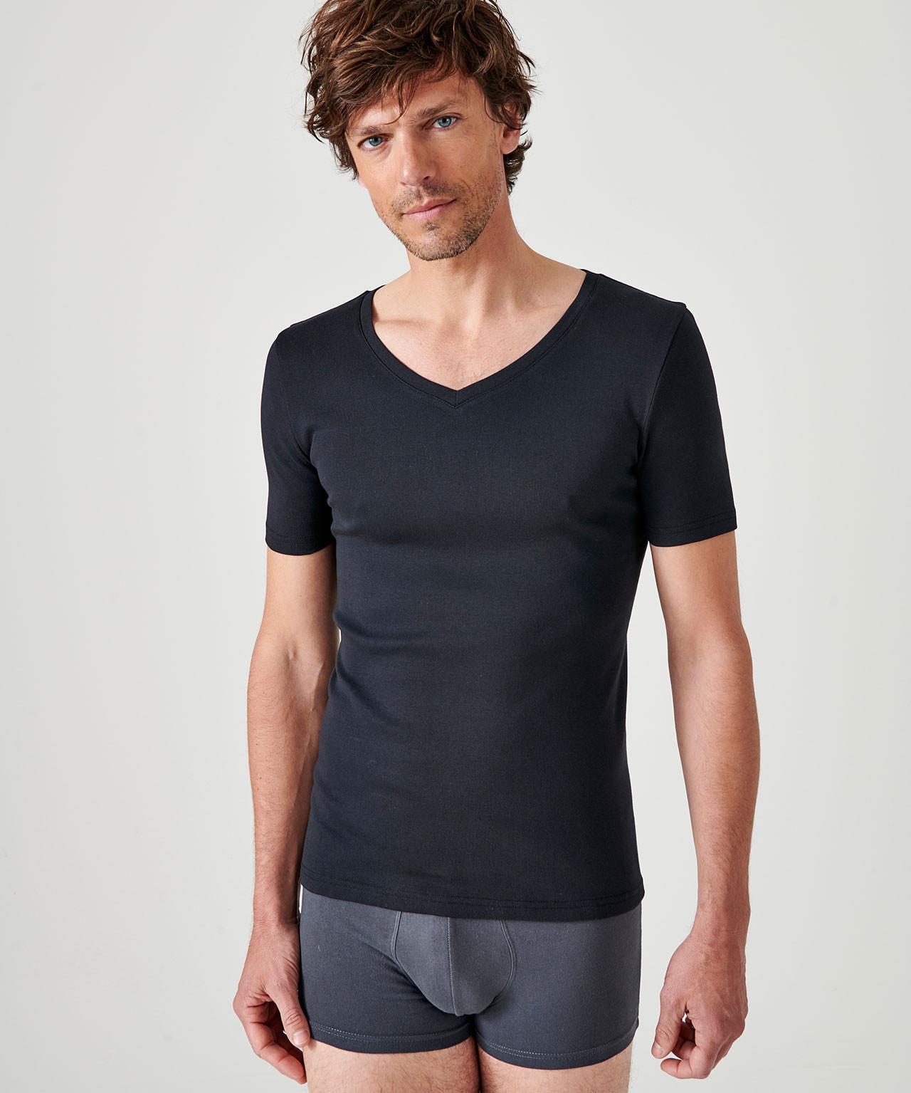 Damart  Lot de 2 tee-shirts col V Essential pur coton peigné. 