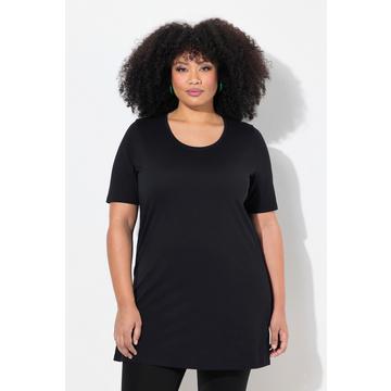 T-shirt long. Col rond et manches courtes. Coupe évasée