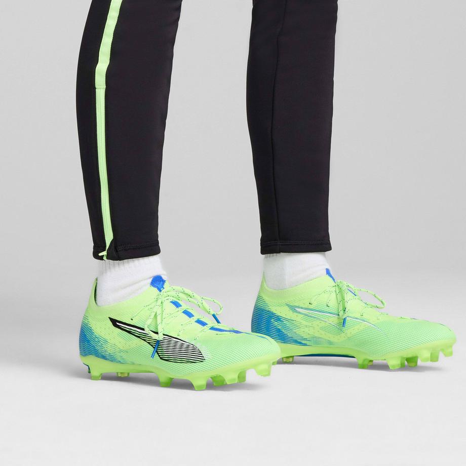 PUMA Ultra Pro FG/AG Chaussures de Football  
