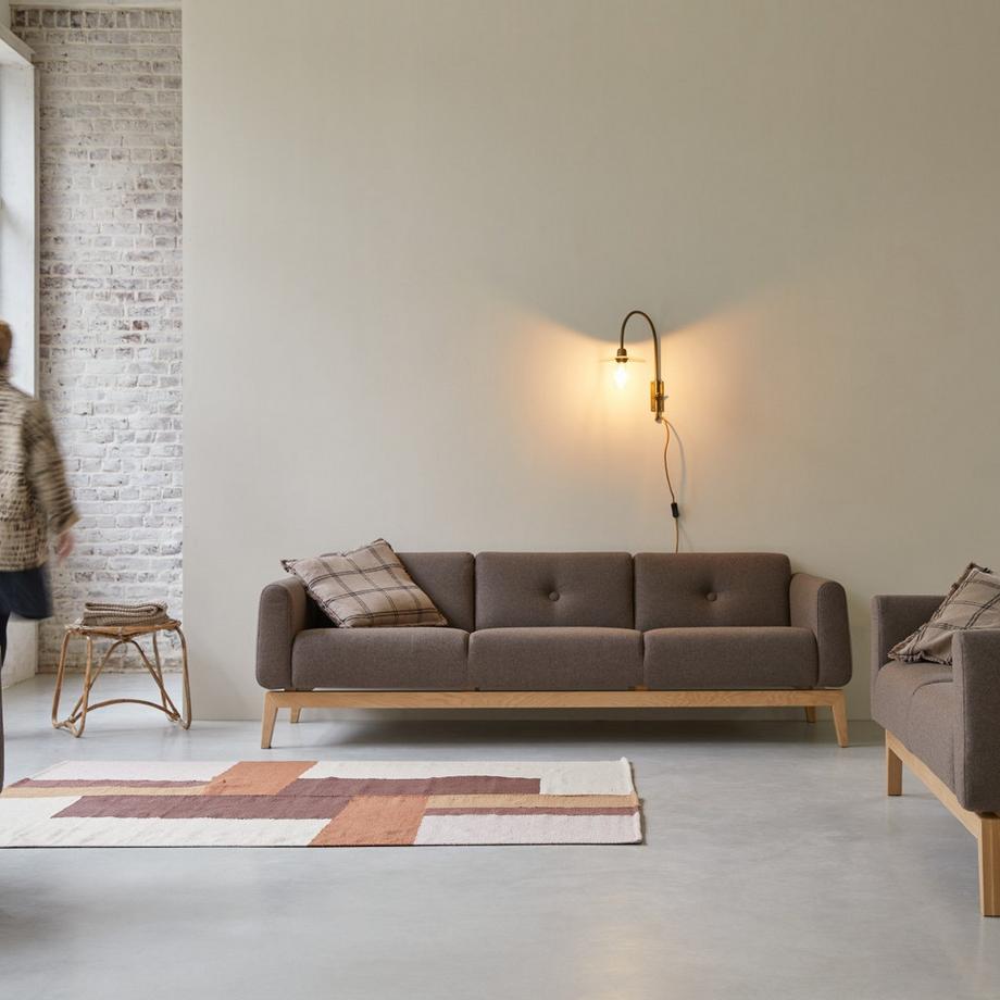 Canapé en chêne massif et tissu marron 3 places Bjorn