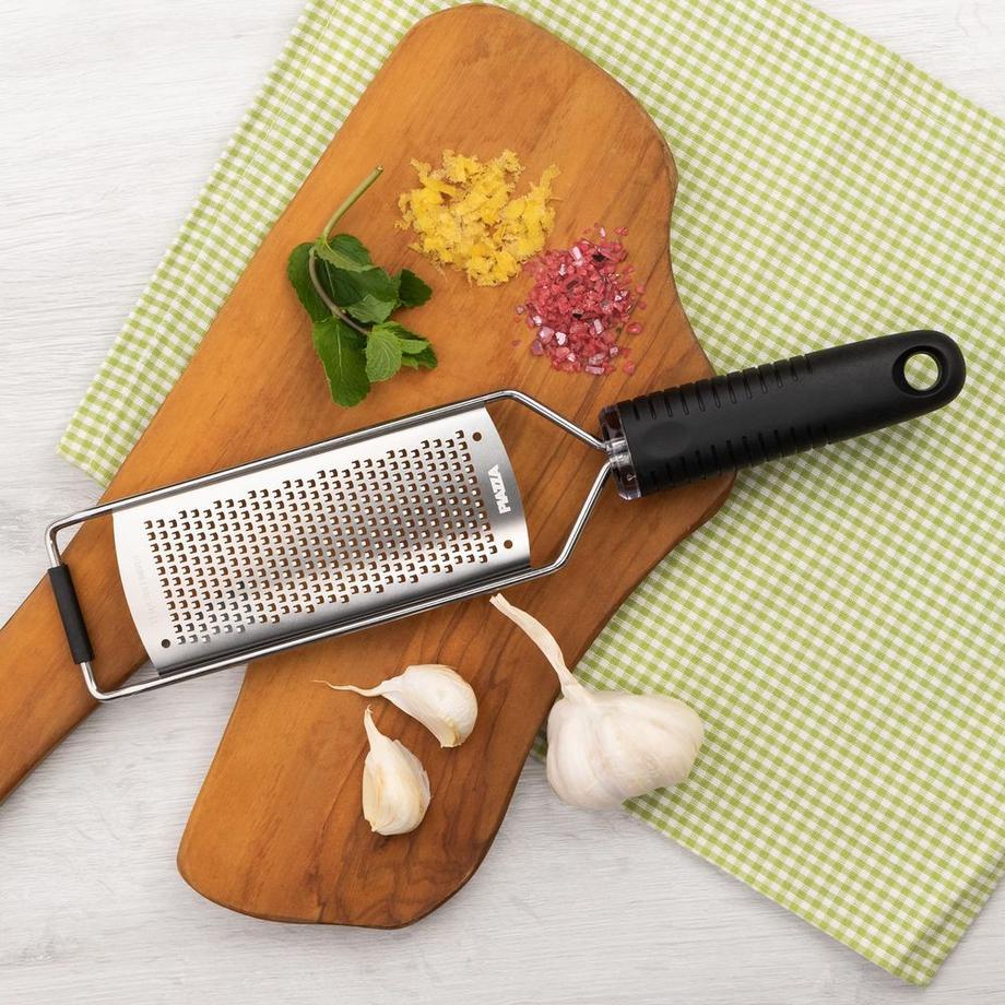 Piazza  Reibe fein 31.5cm Reibfläche 6.5x13.5cm 