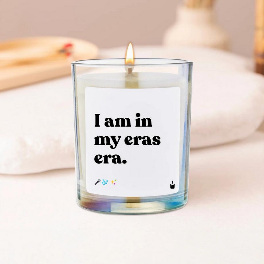CandleHand Bougie Parfumée Woody I am in my eras era.  